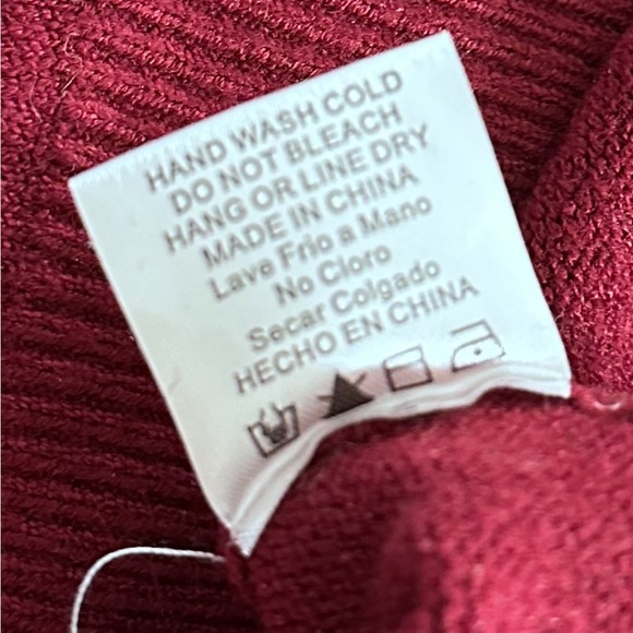 Twelfth Love Merlot & Black Faux Fur Bands on Sleeves & Middle of Sweater - Picture 11 of 16